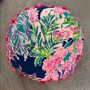 Lilly Pulitzer Pillow 🌴